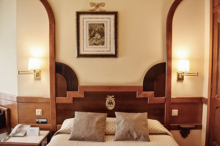 Room 12 of 45