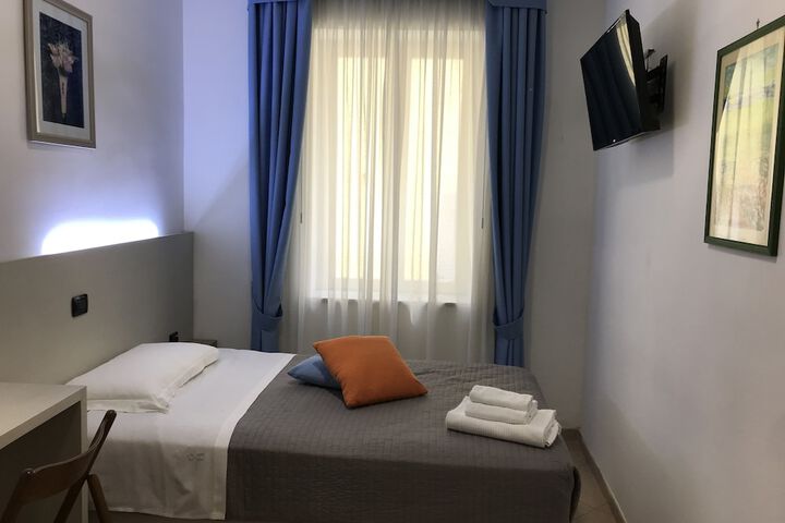 Room 8 of 55