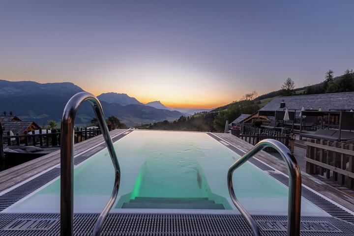 Pool 10 of 57