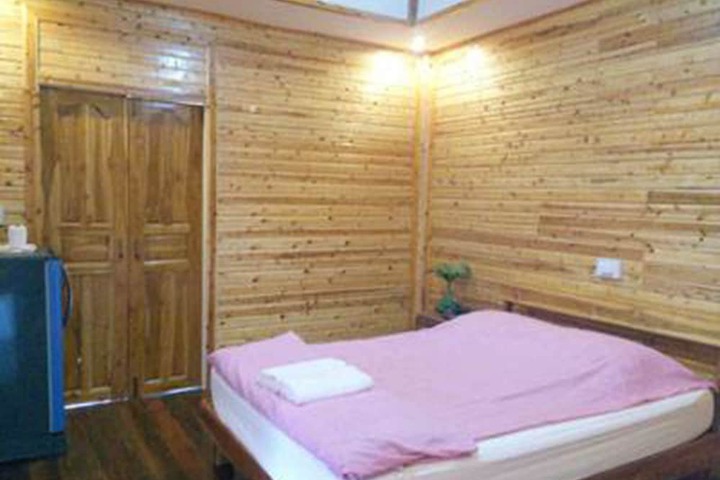 Room 2 of 15