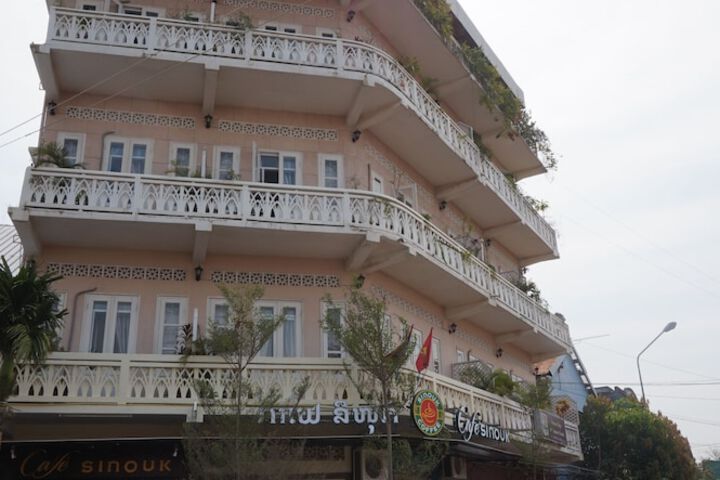 Hotel 55 of 68