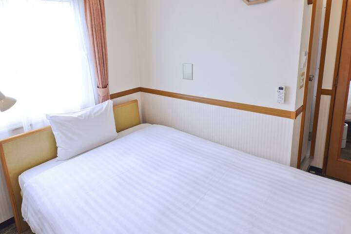 Room 13 of 75