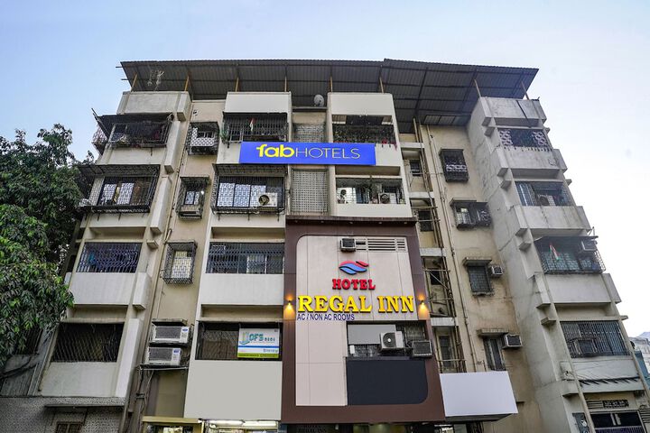Fabhotel Regal Inn