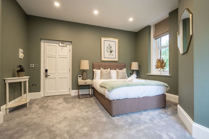Room 55 of 190
