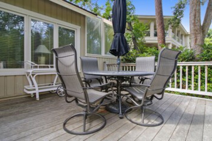 Terrace/Patio 33 of 34