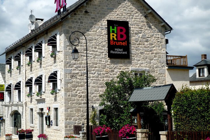 Hotel 50 of 55