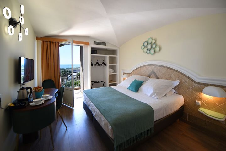 Room 20 of 87