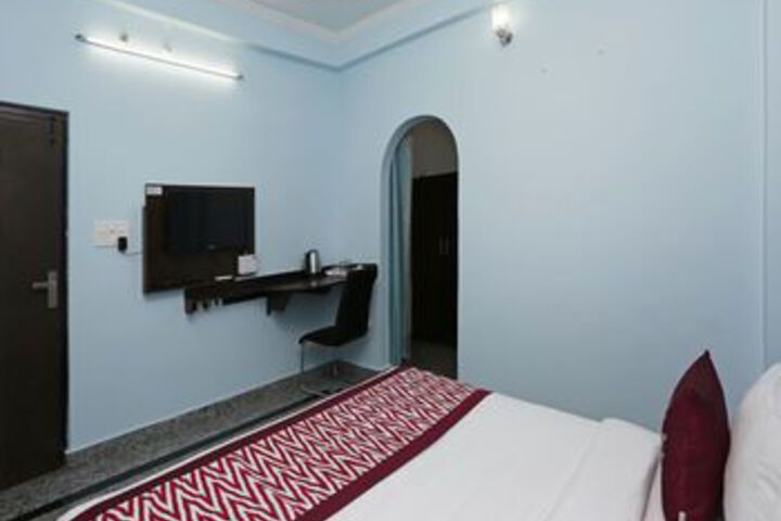 Room 18 of 22