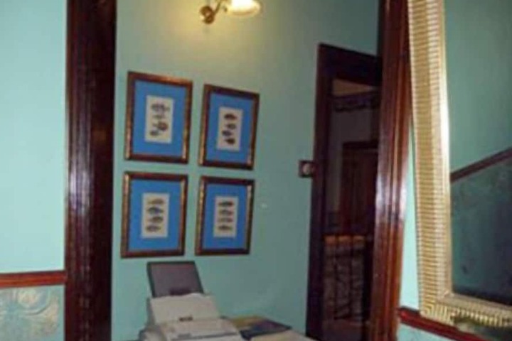 Business Center 24 of 27