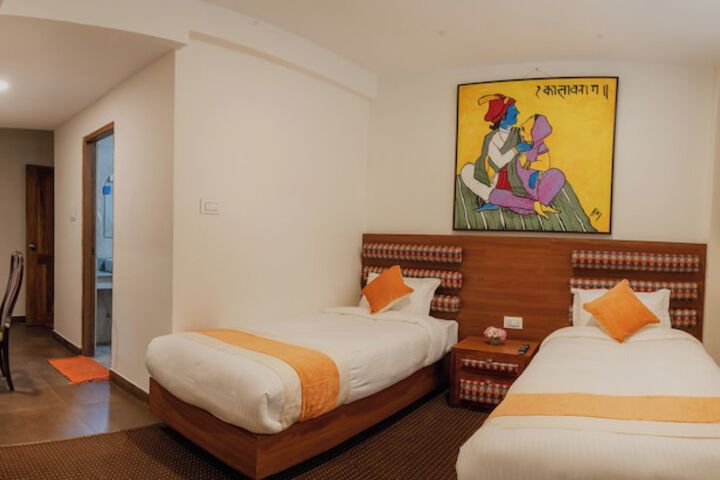 Room 18 of 48