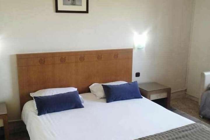 Room 3 of 17