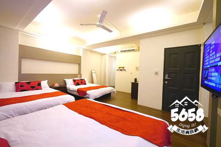 Room 6 of 20