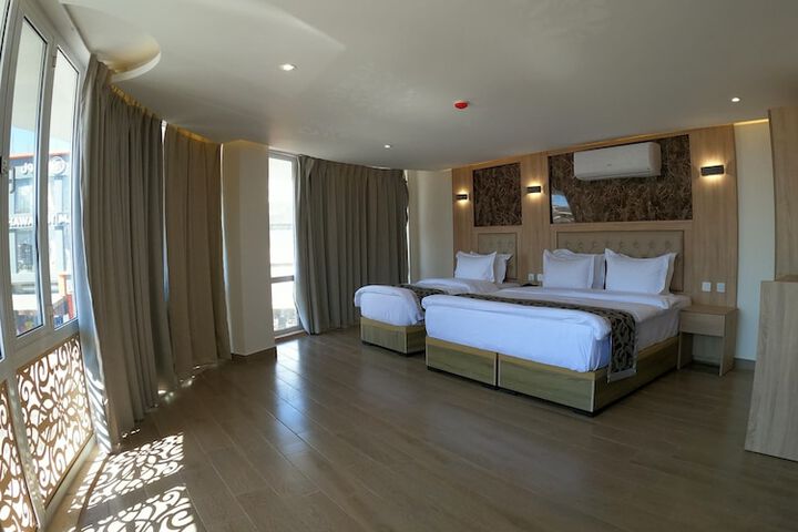 Grand Season hotel