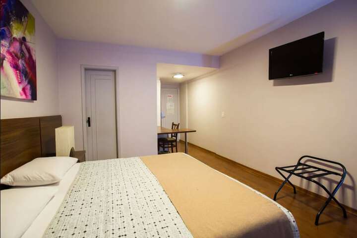Room 40 of 81