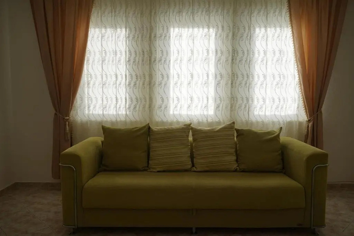 Room 3 of 10