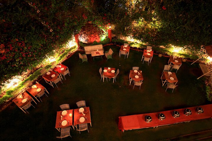 Dining 87 of 97