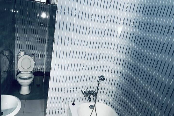 Room 27 of 31