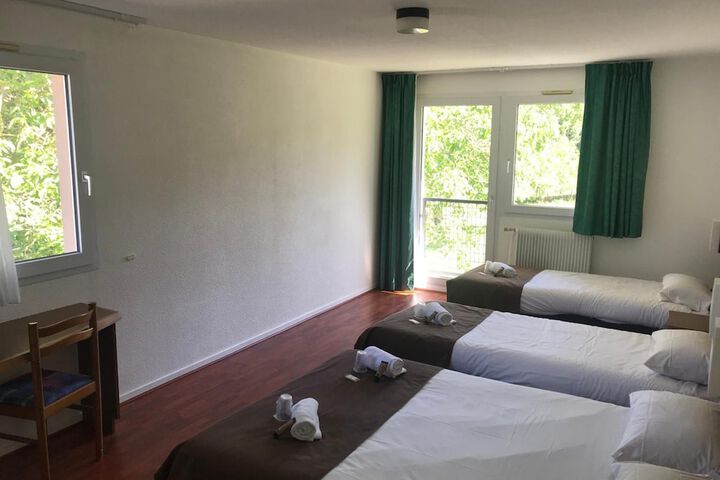 Room 6 of 29