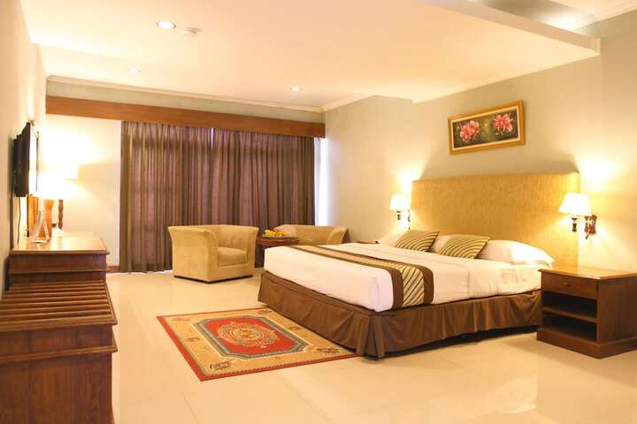 Room 15 of 41