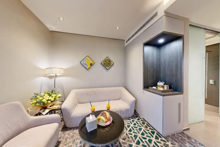 Room 15 of 42