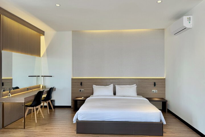 Room 20 of 96
