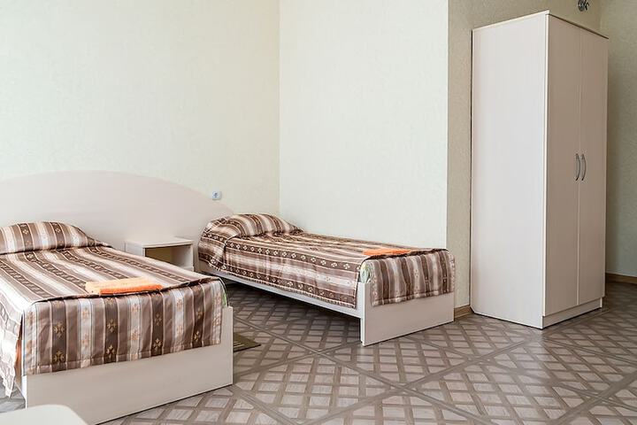 Room 6 of 47