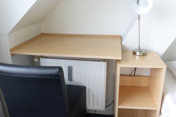 Room 55 of 86