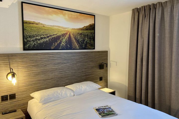 Room 50 of 127