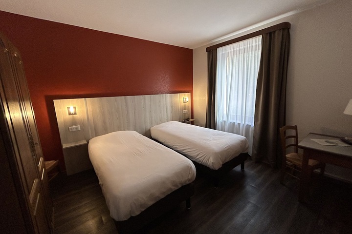 Room 13 of 55