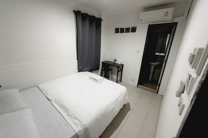 Room 2 of 12