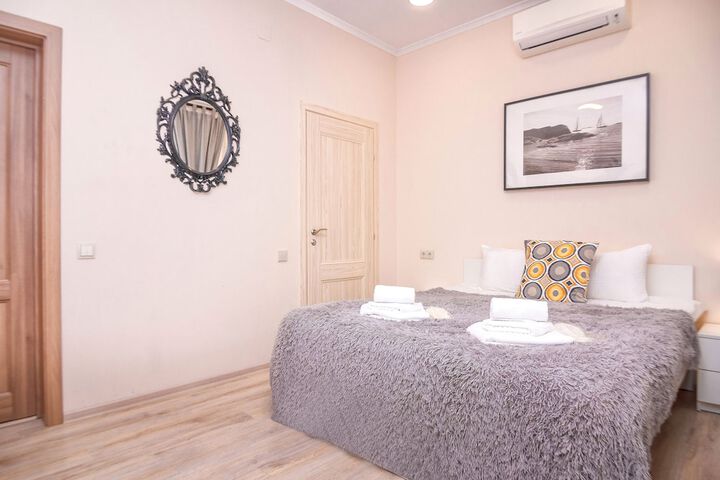 Room 47 of 89