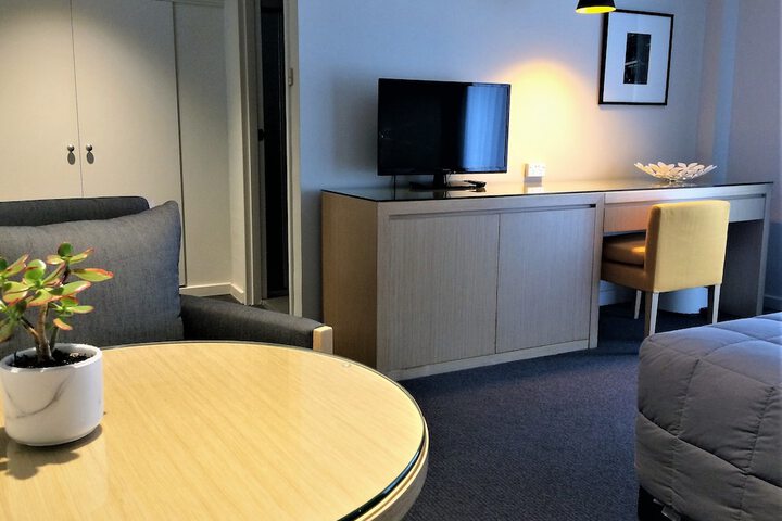 Room 31 of 87
