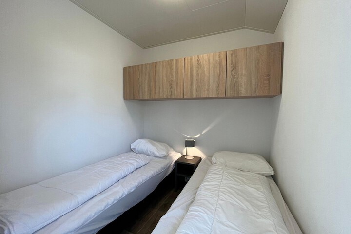 Room 4 of 39