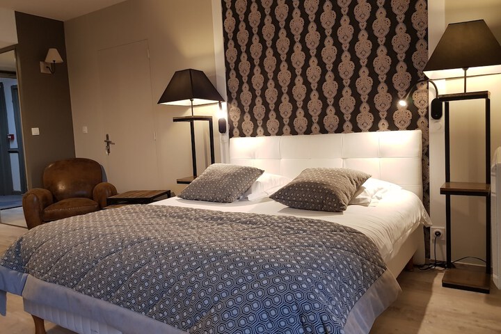Room 5 of 54
