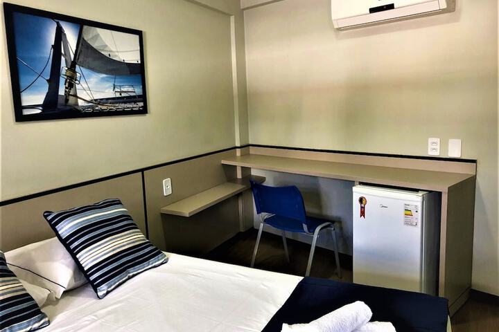 Room 7 of 33