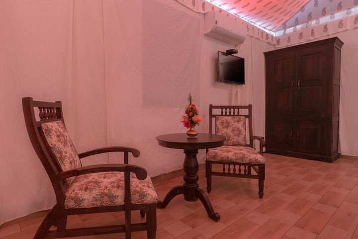 Room 19 of 51