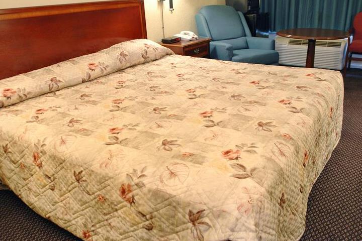 Room 3 of 12