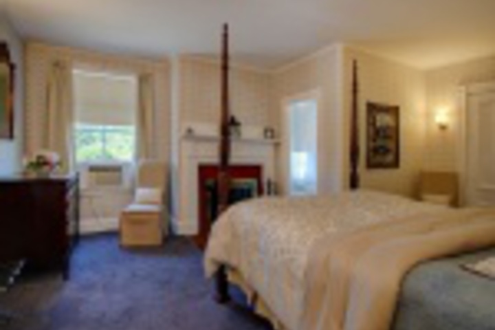 Room 41 of 408
