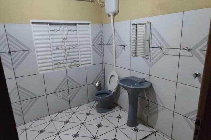Room 16 of 18