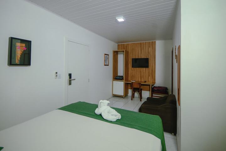 Room 14 of 29