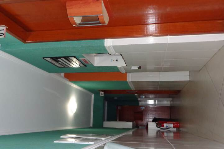 Room 7 of 52