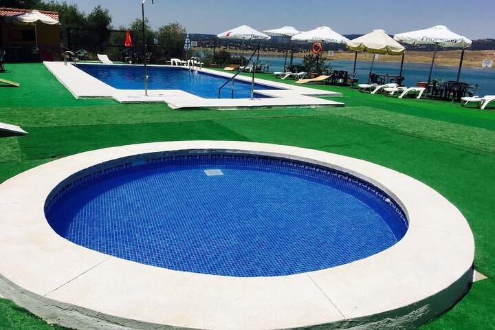 Aparthotel Las Palomas in La Puebla de los Infantes