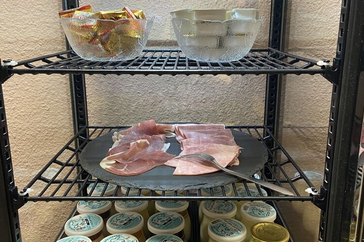 Breakfast/Coffee Service 25 of 45