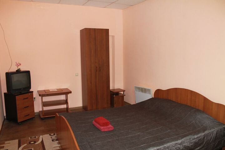 Room 15 of 17