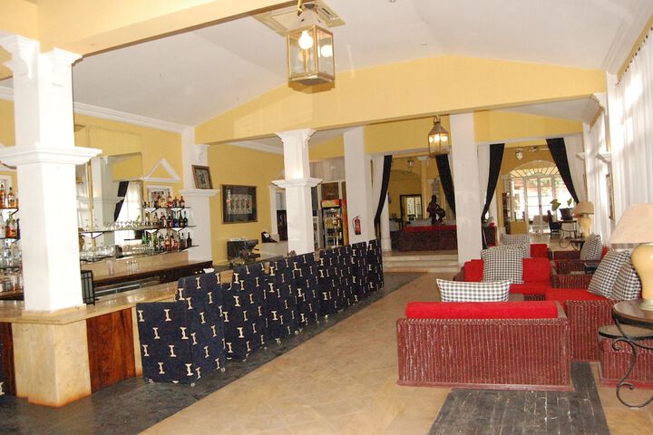 Hotel Interior 4 of 33