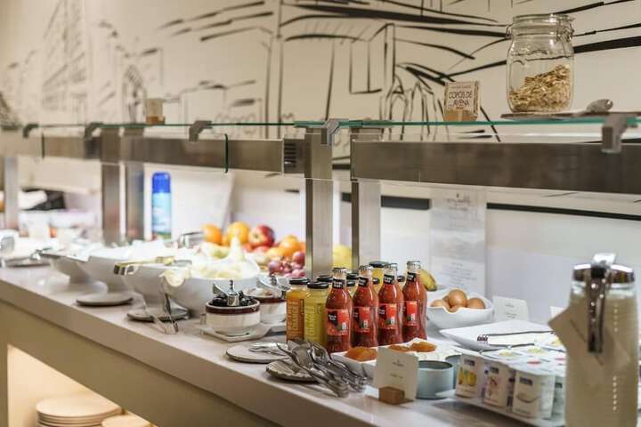 Breakfast buffet