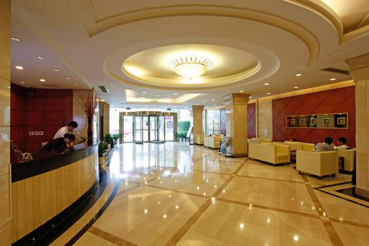 Hotel Interior 6 of 33