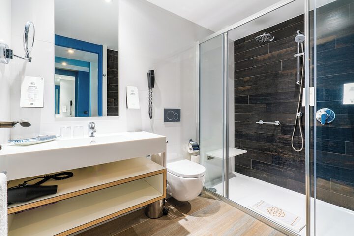 Bath Photo