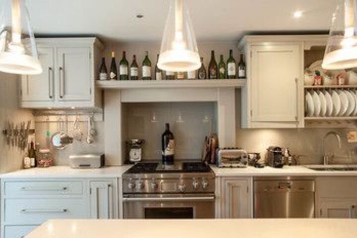 Room 13 of 21