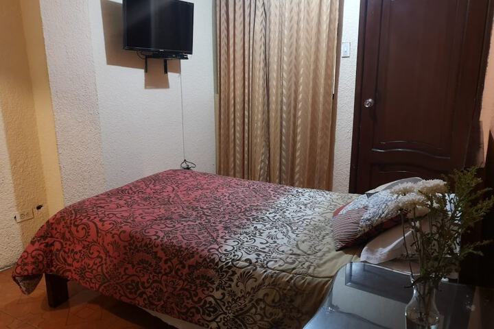 Room 9 of 18